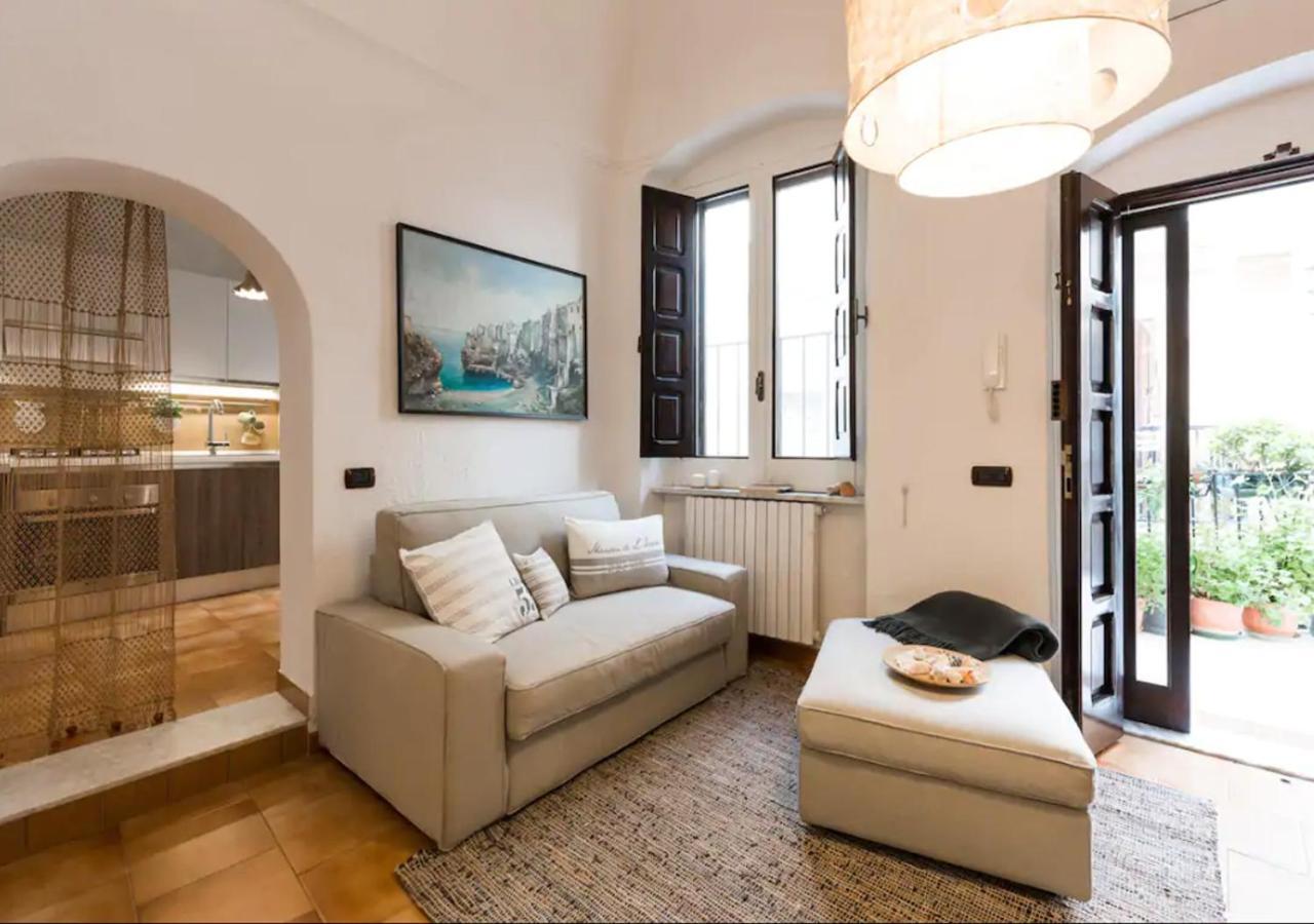 Casa Lucia Nel Cuore Di Полиньяно-а-Маре Экстерьер фото
